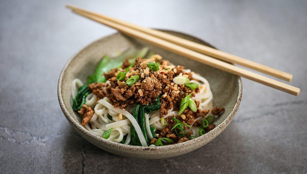 Dan Dan Noodles Opskrift: Sådan laver du den perfekt derhjemme